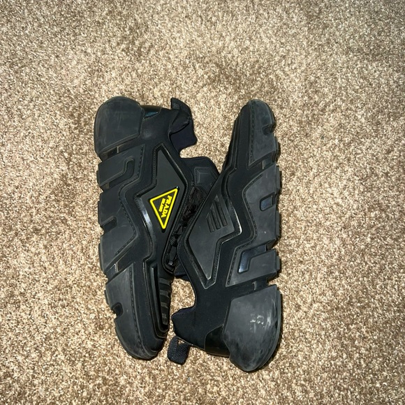 Prada Techno Stretch Low Sneakers - Picture 1 of 8